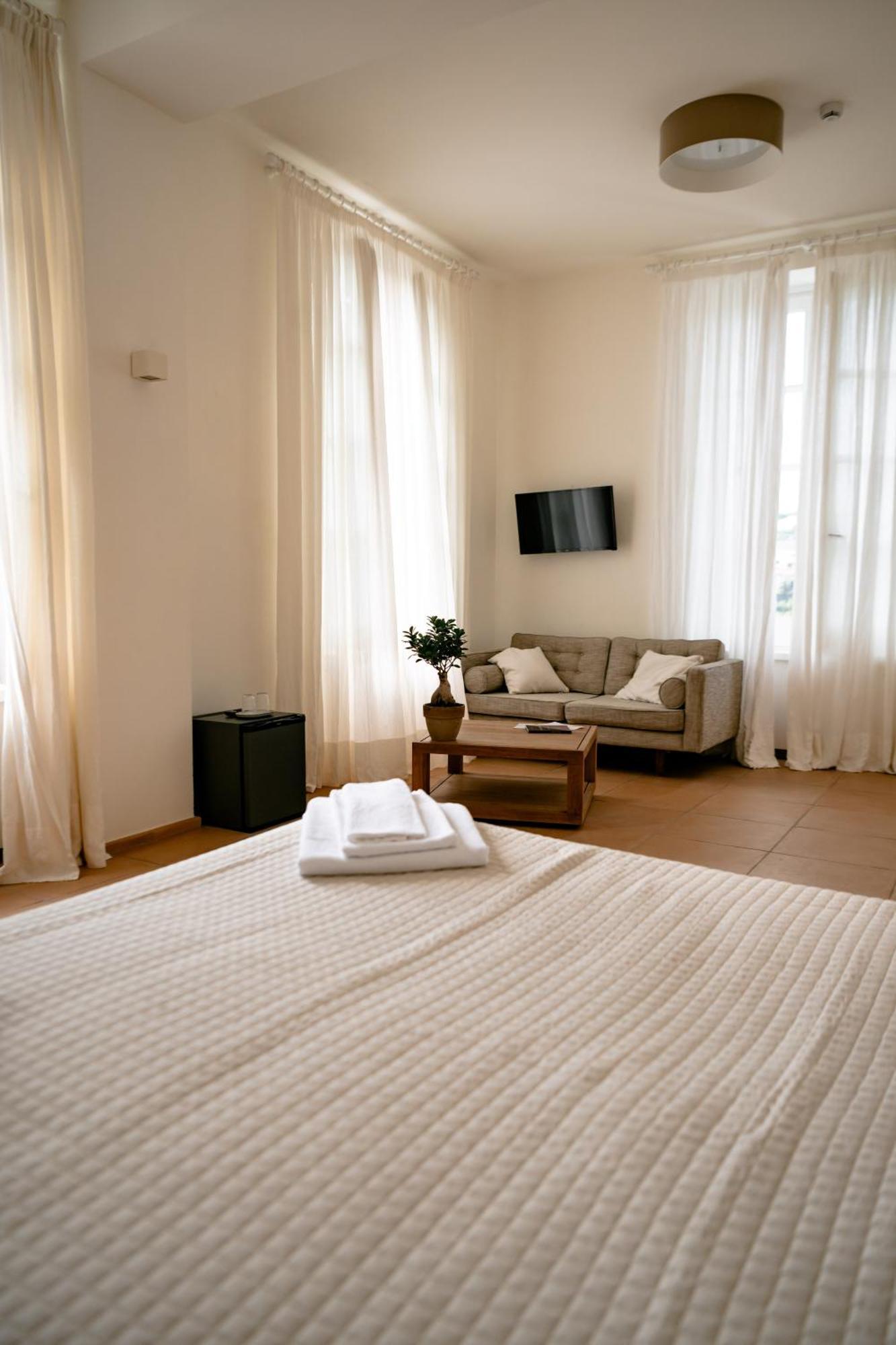 Tenuta Calitto Wine Resort E Spa 伊斯基亚 外观 照片
